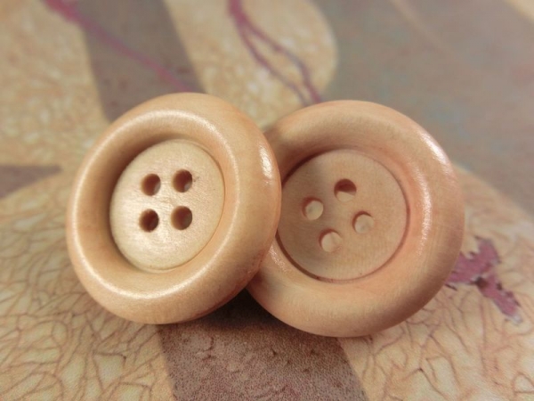 Helle Holzknopf Ohrringe Holz Natur Button